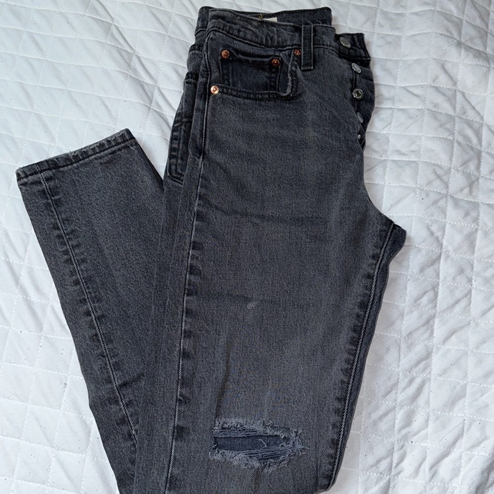 Levi’s 501 jeans in gray